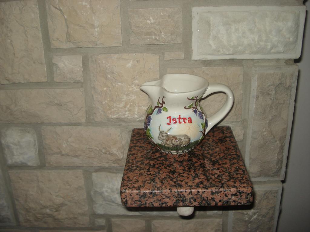 Apartment Tijano Krnica Luaran gambar
